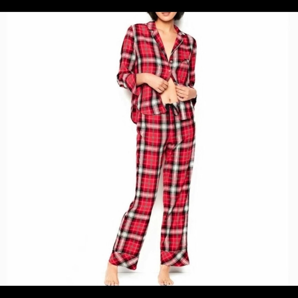 Victoria’s Secret pajama set